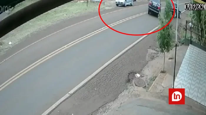 Vídeo mostra momento em que veículo atinge poste em Marilândia do Sul