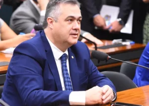 Beto Preto reassume mandato de deputado para indicação de emendas