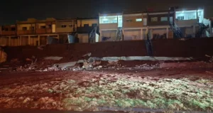 Muro de residências desaba em Arapongas após forte chuva