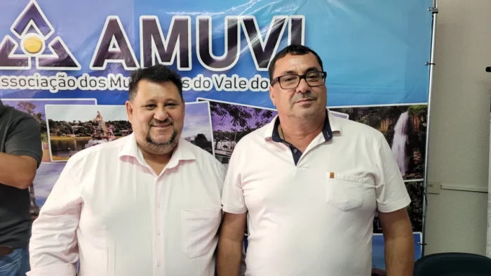 Prefeitos da Amuvi elegem novo presidente da associação; veja