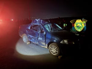 Dois morrem em grave acidente entre carro e moto em Sertanópolis