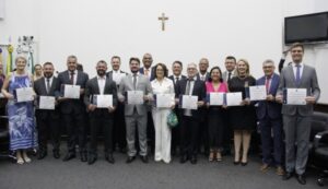 Posse de Vereadores, Prefeito e Vice de Arapongas será nesta quarta (01)