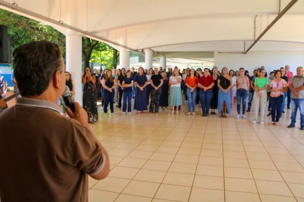 Tradicional Bênção de Fim de ano reúne servidores de Arapongas no Paço Municipal