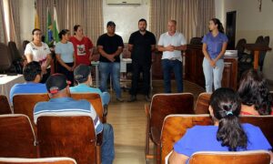 Prefeito Rildo da Padaria faz reunião sobre merenda escolar de São Pedro do Ivaí