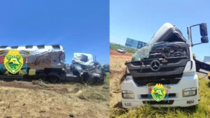 Caminhoneiro de Apucarana é hospitalizado após tombamento na PR-444