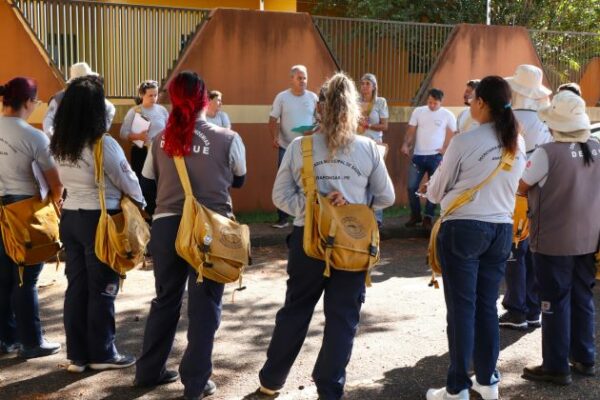 Prefeitura de Arapongas realiza mobilização de combate à dengue na região do Jardim Aeroporto