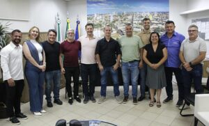 Vereadores de Arapongas reúnem-se com o Secretário de Segurança