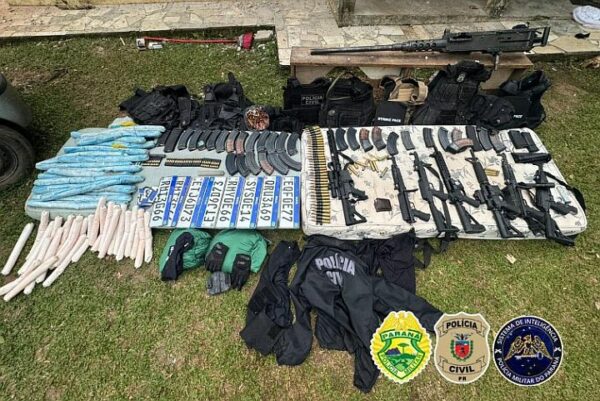 Polícias do Paraná impedem roubo de grandes proporções e apreendem arsenal em Ponta Grossa