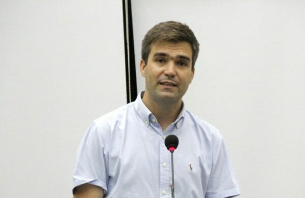 Câmara de Arapongas aprova campanha de conscientização sobre esmolas