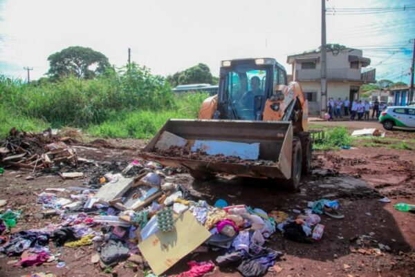 Prefeitura de Maringá recolhe 365,7 toneladas de materiais em grande mutirão de controle da dengue