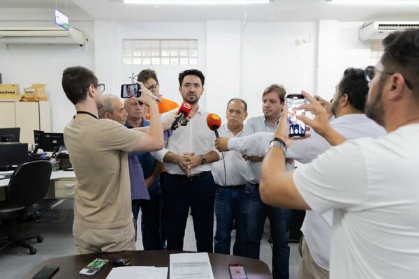 Apucarana regulariza pagamentos de médicos da unidade de pronto atendimento