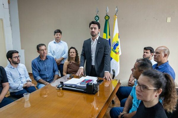 Gratificação na educação será por porte de escola e CMEI em Apucarana