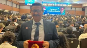 Vice-prefeito de São Pedro do Ivaí recebe premiação em Brasília