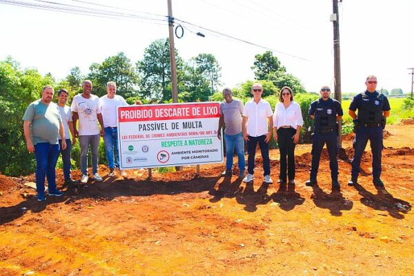 Prefeitura de Arapongas passa a monitorar descarte de lixo às margens da PR-218