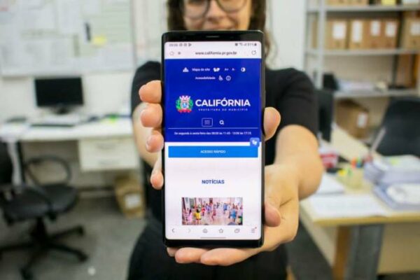 Prefeitura de Califórnia moderniza site oficial e amplia comunicação com a população
