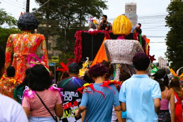 Pré-carnaval anima foliões em Arapongas; veja a programação e participe