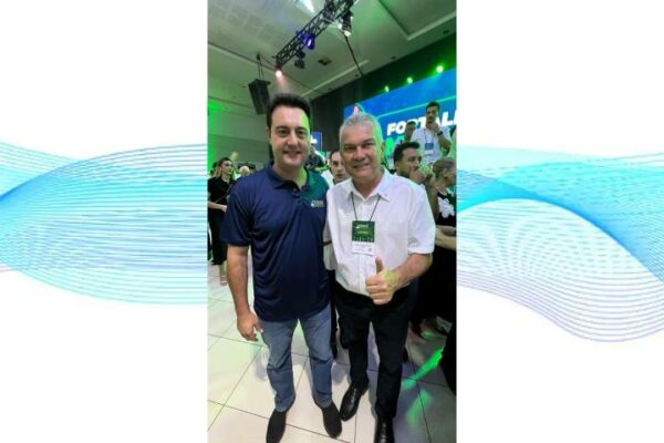 Prefeito de Faxinal participa de evento organizado pelo governo do Estado