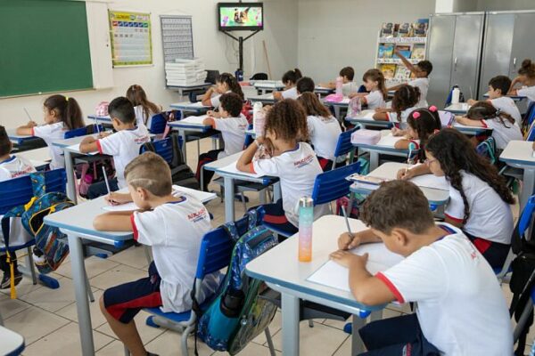 Autarquia Municipal de Educação divulga local de provas do Processo Seletivo para Diretores Escolares em Apucarana