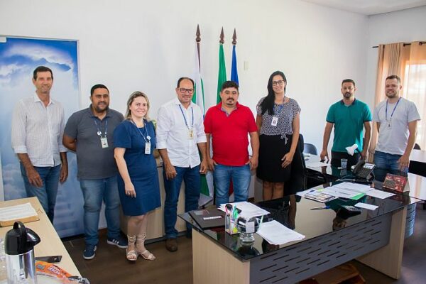 Prefeito de Califórnia recebe visita de representantes da Sanepar