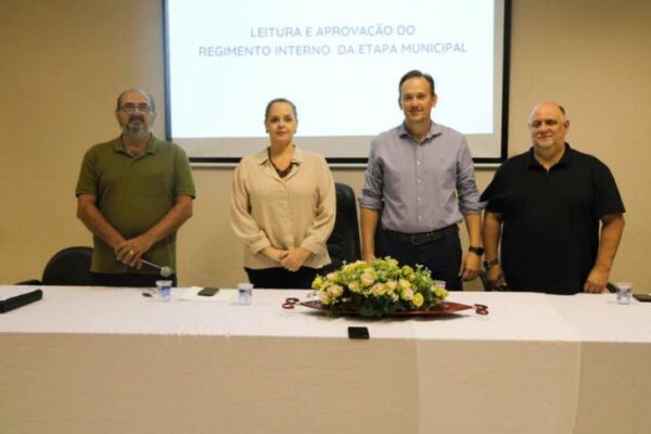 Etapa Municipal da 6ª Conferência Estadual de Saúde do Trabalhador e da Trabalhadora reúne profissionais em Arapongas