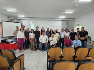 Prefeita Ana Lúcia de Cambira participa da primeira Assembleia do CISVIR em 2025