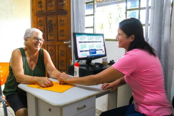 Mulheres ocupam 2.658 postos de trabalho no quadro de servidores de Arapongas