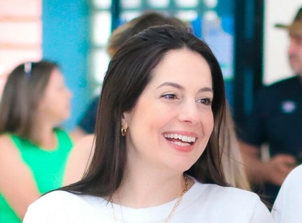 Arapongas – Gabriela Cita fala sobre acolhimento, união e participação ativa das mulheres na sociedade