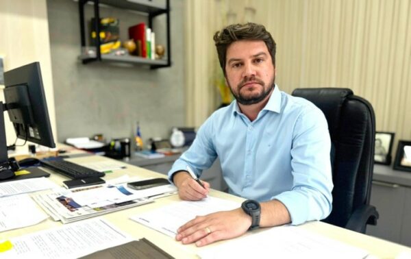 Prefeito de Arapongas anuncia mais R$ 9 milhões para iluminação de LED cobrir toda Arapongas