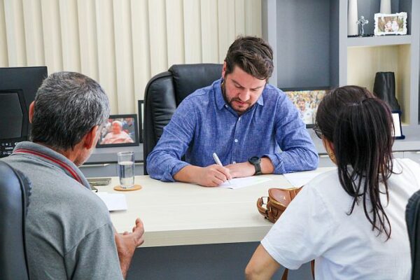 Programa Café com Prefeito completa primeiro mês e já atendeu mais de 100 pessoas em Arapongas