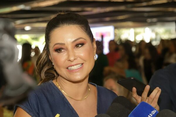 Luciana Massa participa do Encontro de Mulheres da Amusep
