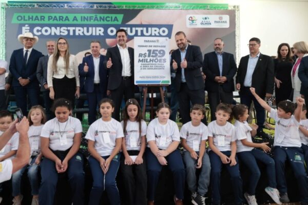 Municípios já podem aderir ao incentivo de R$ 159 milhões para crianças e adolescentes