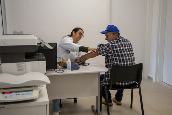 Apucarana inicia plantão de atendimento 18 horas da dengue