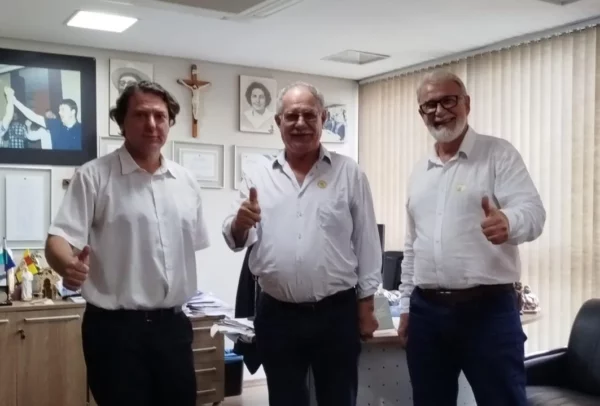 Prefeito Ditão Púpio de Jandaia reforça parceria com o legislativo estadual
