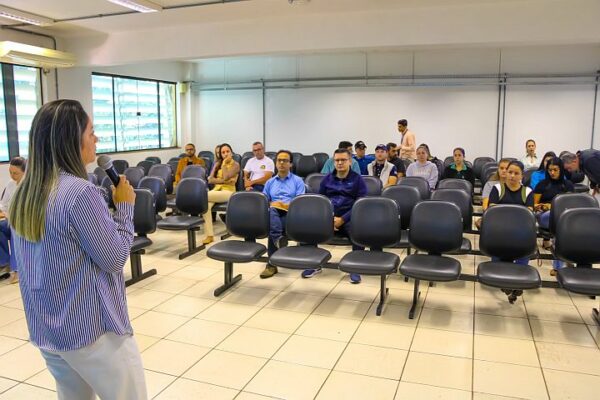 Prefeitura de Arapongas repassa orientações sobre regulamentos e comercialização de produtos de origem animal