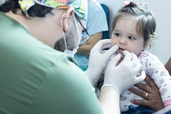 Clínica da Mulher de Cambira oferece atendimento odontológico gratuito para gestantes, bebês e crianças