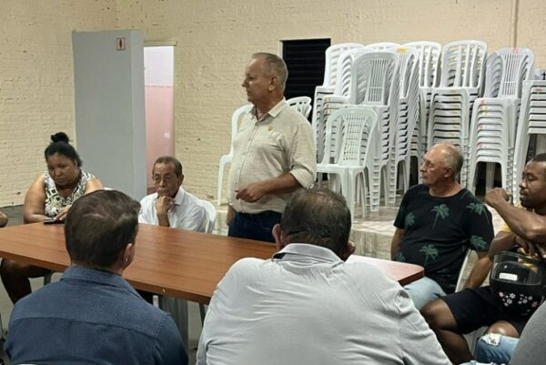 Vereador de Apucarana debate segurança pública com moradores do Pirapó