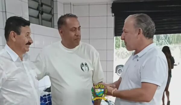 Visita do Prefeito Rildo da Padaria e do vice Elço da Líder à Fábrica de Confecção Bugarao