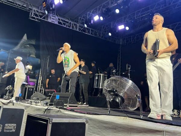 Kamisa 10 mistura pagode com soul music e samba rock em Mandaguari