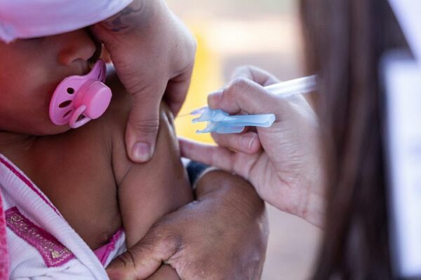 Apucarana realiza no sábado o Dia D da vacinação contra a gripe em horário especial