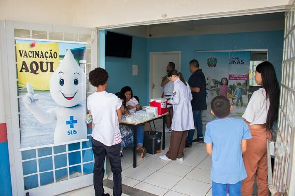 Prefeitura de Califórnia realiza com sucesso o Dia D da vacinação contra a gripe