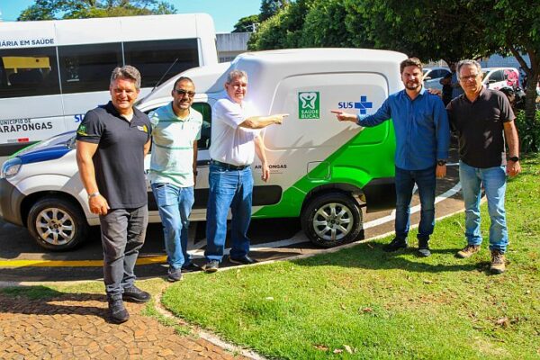 Prefeitura de Arapongas reforça frota da saúde com um utilitário e uma van adaptada