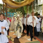 Celebração de Corpus Christi em Apucarana reúne multidão