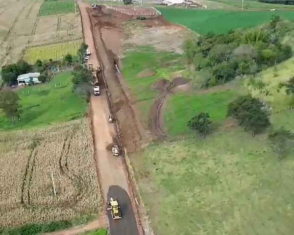Kaloré inicia pavimentação da Estrada do Búfalo com recurso da Itaipu