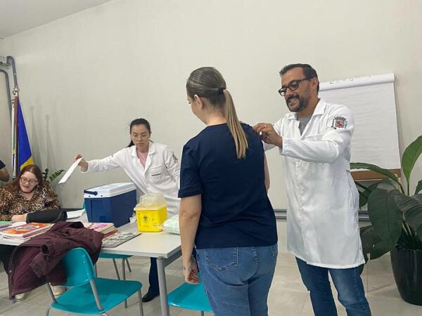 Prefeitura de Arapongas promove vacinação itinerante nesta semana