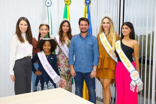 Prefeito Rafael Cita recebe as Misses Arapongas