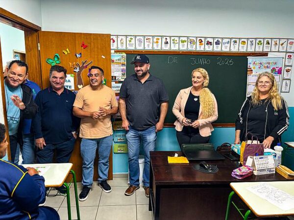 Sérgio Onofre participa de encontro em Sabáudia e afirma apoio em defesa das Apaes