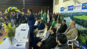 Prefeitura de Apucarana lança programa para regularização histórica de casas do Osmar Guaracy Freire