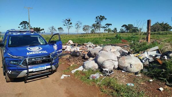 Município de Arapongas flagra casos de descarte irregular e notifica responsável