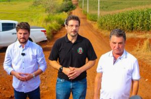 Parceria pavimentará estrada do Araguari ligando Arapongas a Londrina