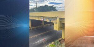 Viaduto sobre a Rua Guarantinga é interditado por determinação do DER/PR